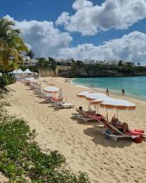 Charter to Baie Longue beach